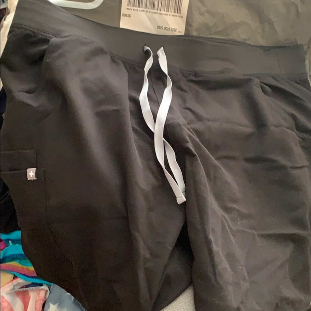 FIGS XL basic pant - black